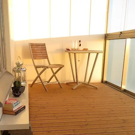 Place2b Studio Iso Omena Apartment